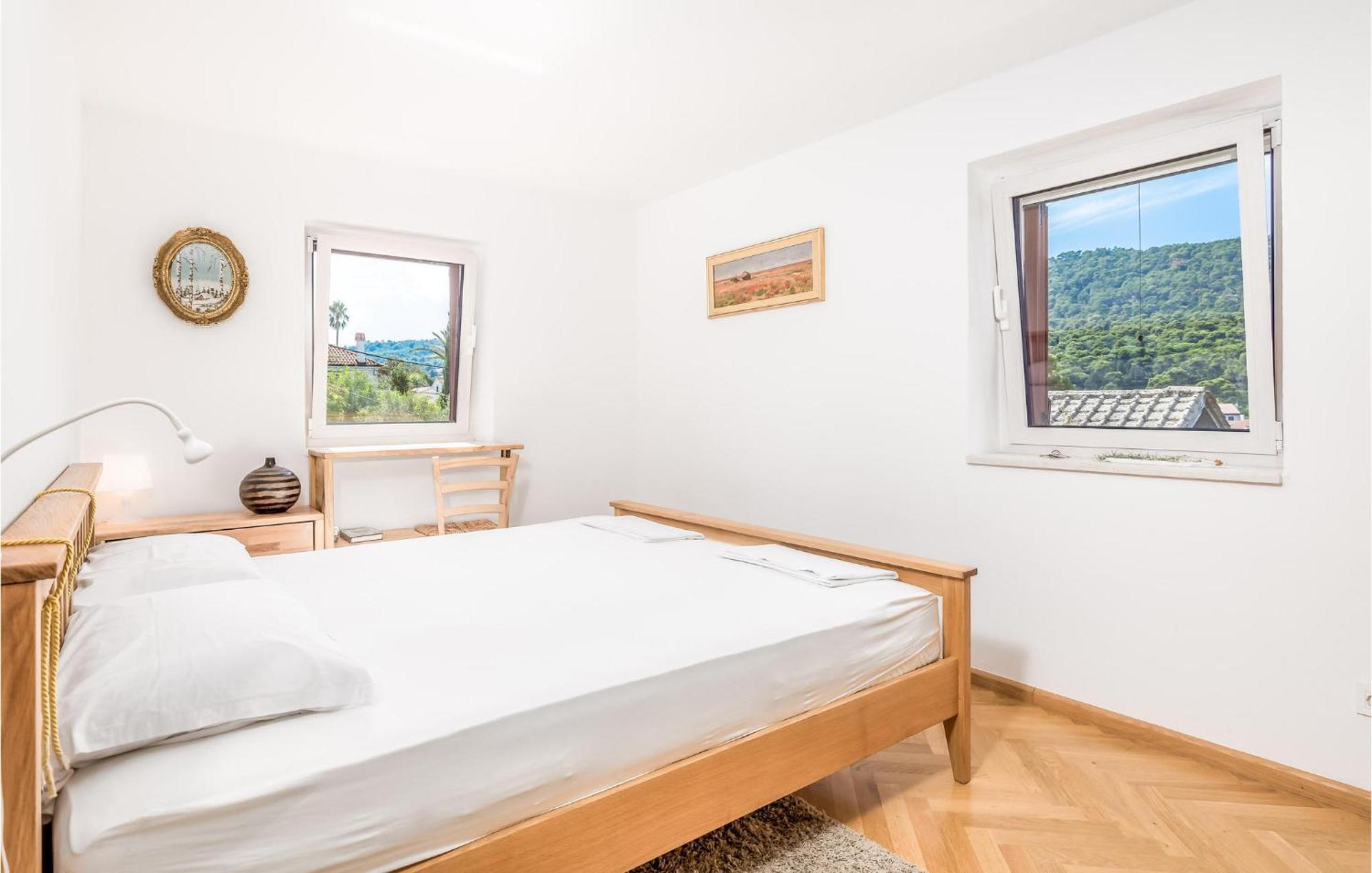 Beautiful apartment in Veli Losinj with 2 Bedrooms&WiFi Buitenkant foto